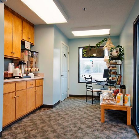 Americas Best Value Inn - Rome Lindale Room photo