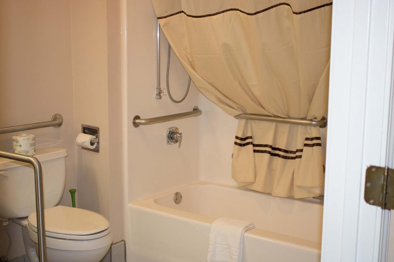 Americas Best Value Inn - Rome Lindale Exterior photo