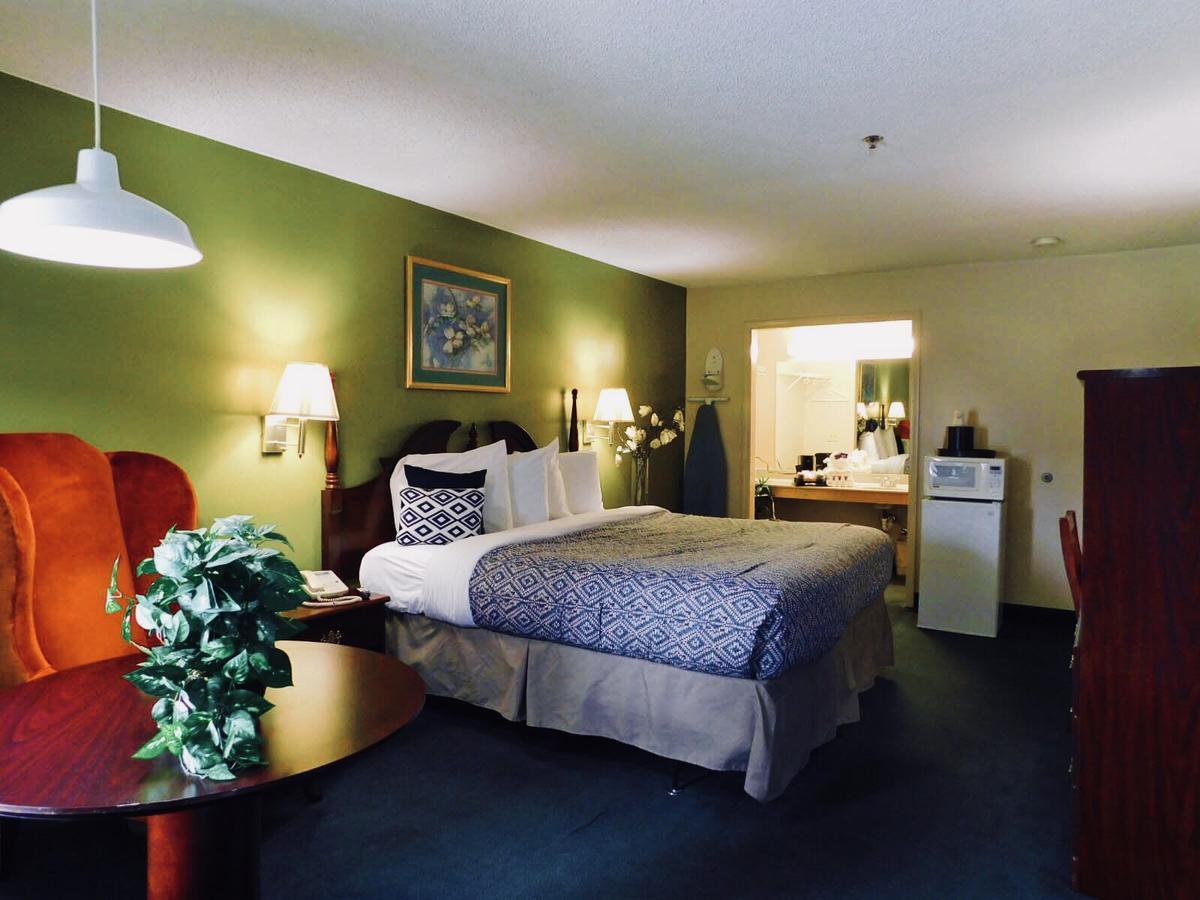 Americas Best Value Inn - Rome Lindale Exterior photo